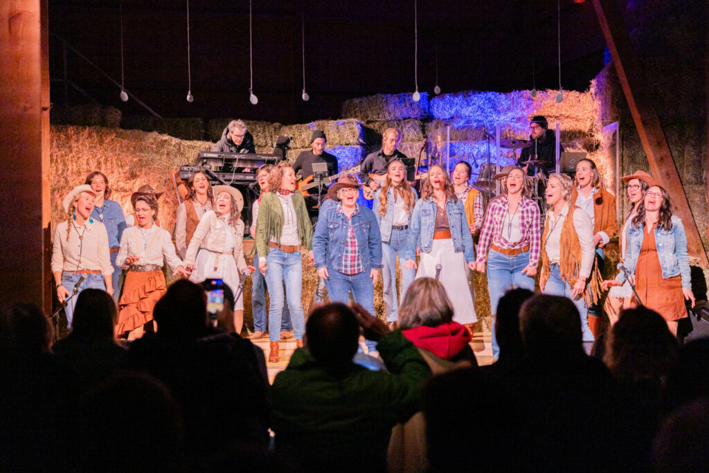 Damenchor Chursüd bei einem Konzert